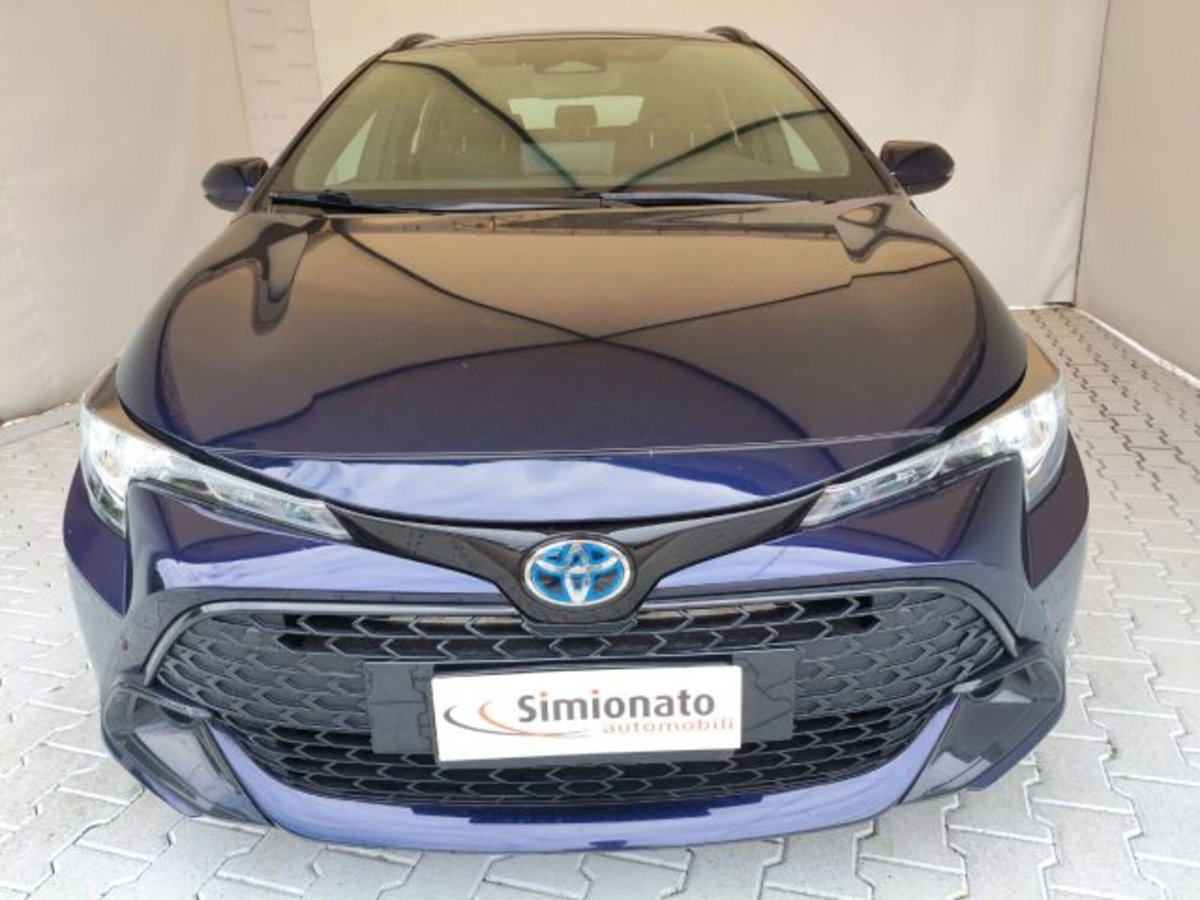 Toyota Corolla Touring Sports Active 1.8 Hybrid  Tech (2)