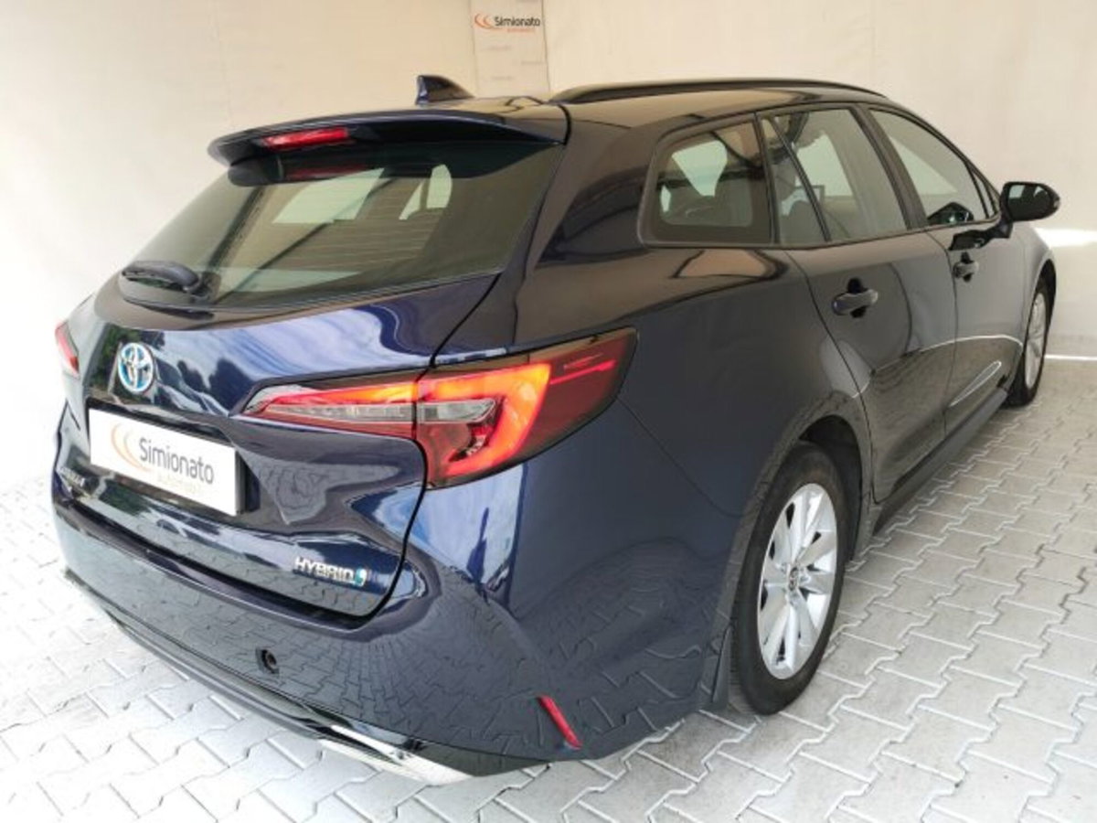Toyota Corolla Touring Sports Active 1.8 Hybrid  Tech (4)