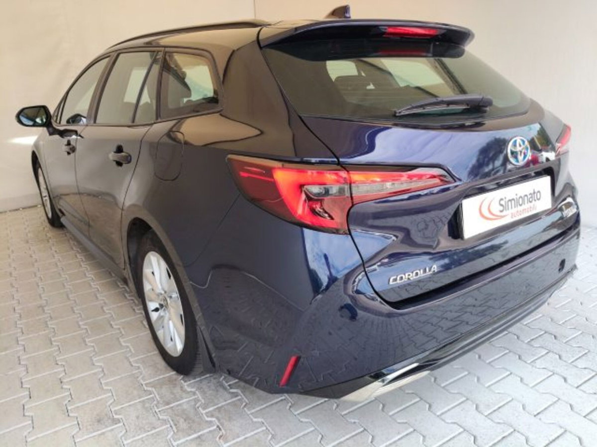 Toyota Corolla Touring Sports Active 1.8 Hybrid  Tech (6)