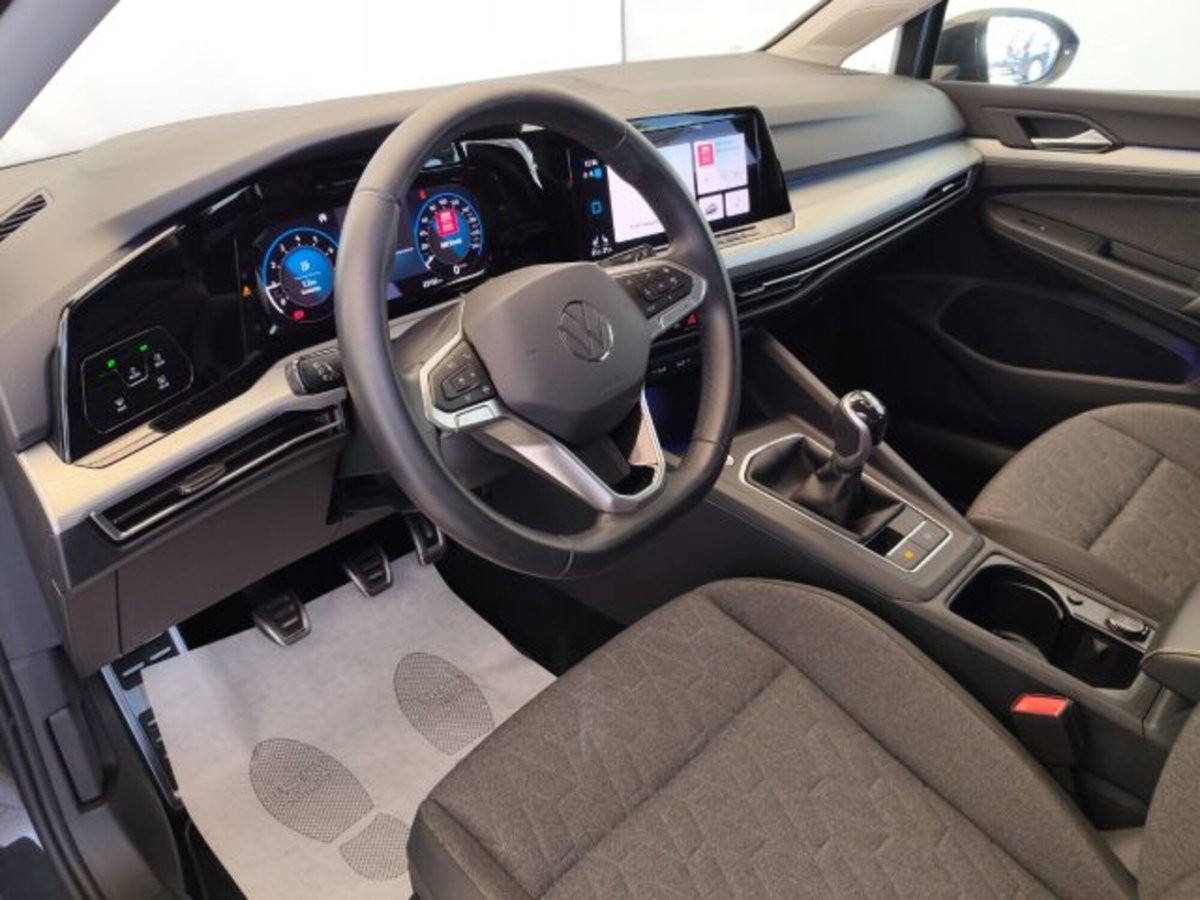 Volkswagen Golf 1.0 TSI EVO Life (7)