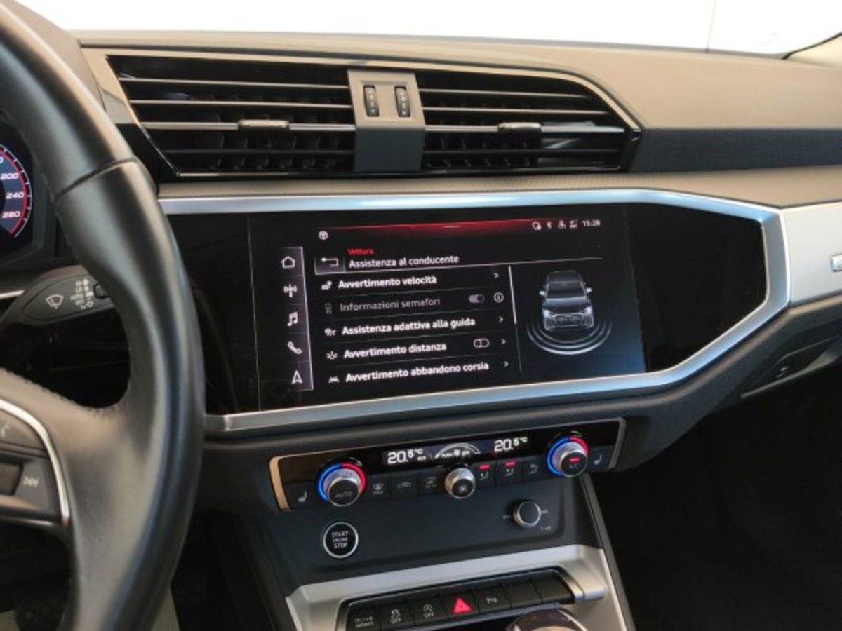 Audi Q3 Sportback 35 TDI quattro S tronic S line edition (10)