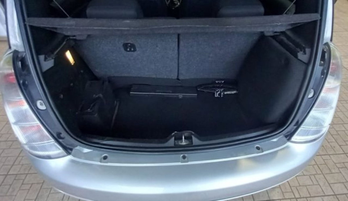 Lancia Ypsilon 1.3 MJT 90 CV DPF Sport MomoDesign (5)
