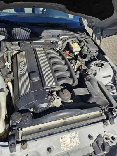 BMW Z3 Coupé 2.8 24V cat (11)