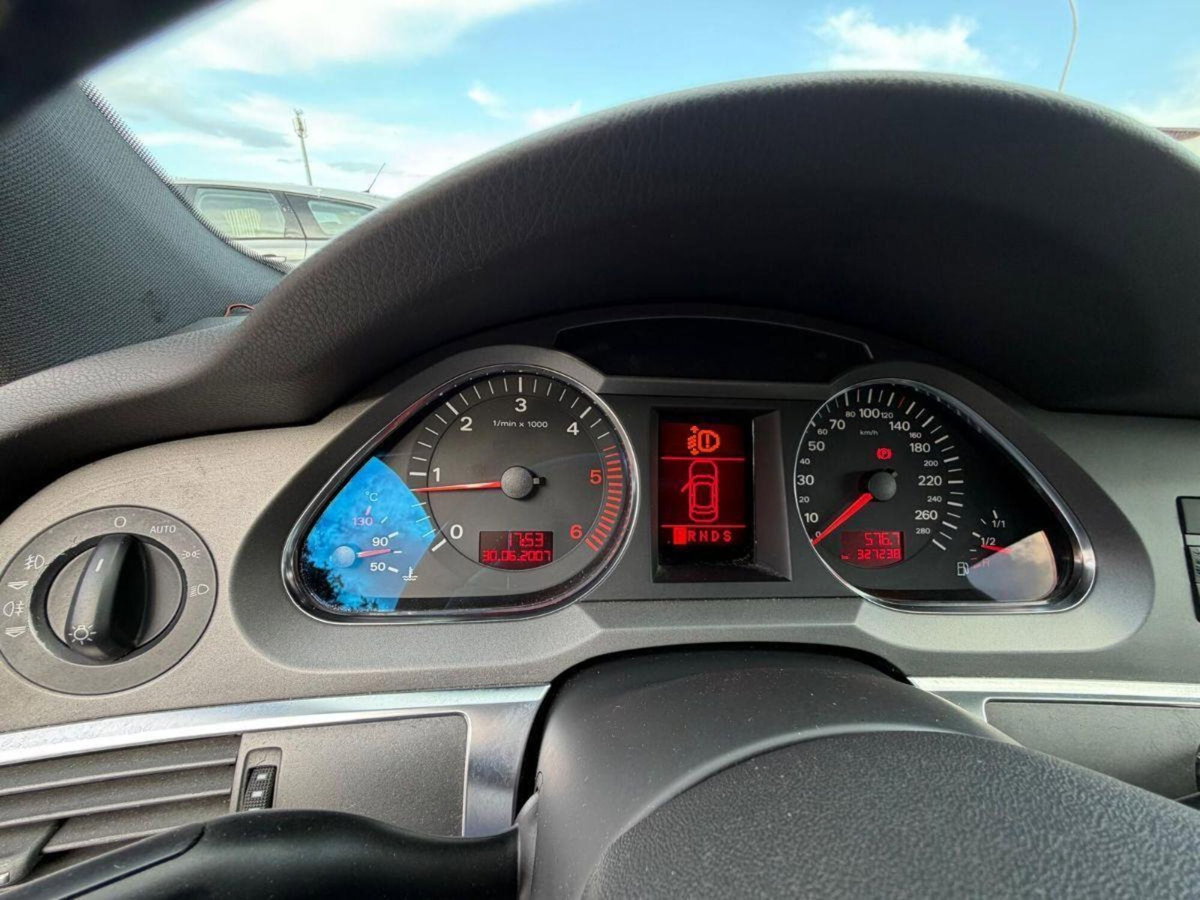 Audi A6 Avant 3.0 V6 TDI F.AP. quattro tiptronic (13)