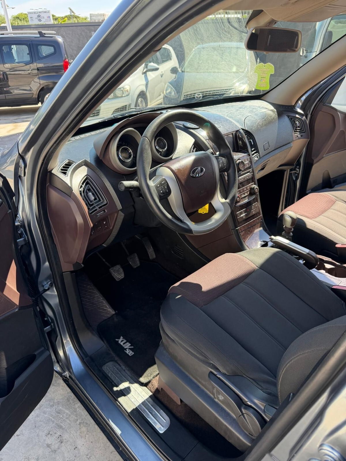 Mahindra XUV500 XUV500 2.2 16V AWD W8 (10)