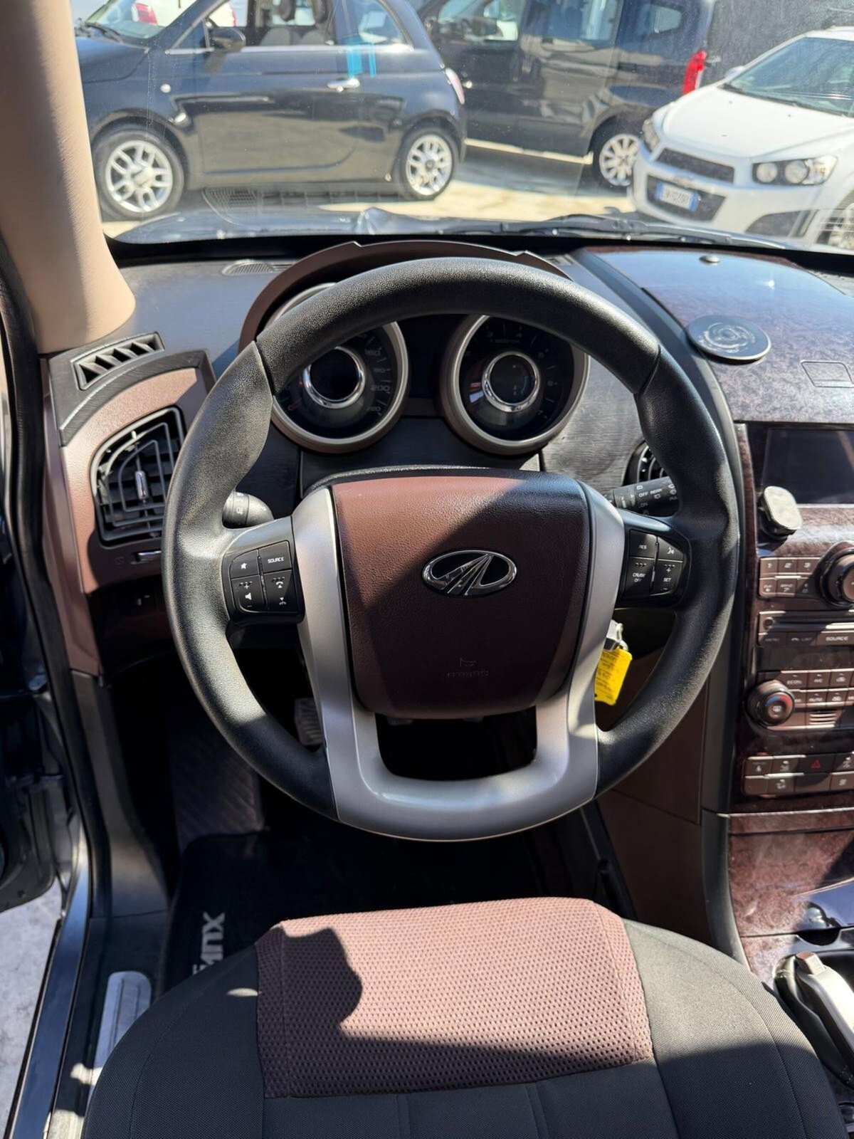 Mahindra XUV500 XUV500 2.2 16V AWD W8 (11)