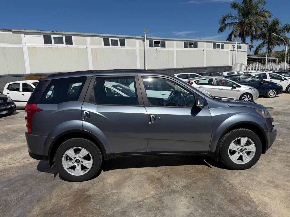 Mahindra XUV500 XUV500 2.2 16V AWD W8 (4)