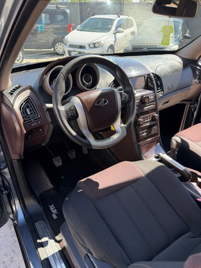 Mahindra XUV500 XUV500 2.2 16V AWD W8 (8)