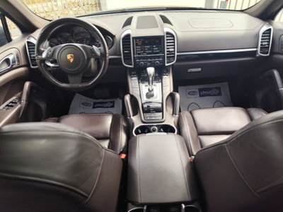 Porsche Cayenne 3.0 Diesel (12)