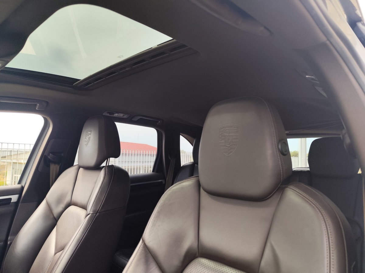 Porsche Cayenne 3.0 Diesel (15)