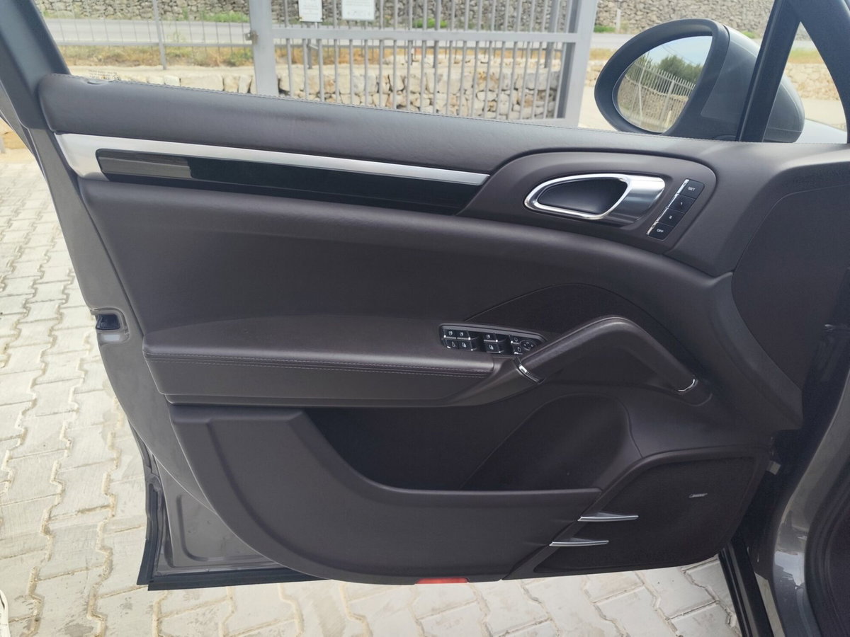 Porsche Cayenne 3.0 Diesel (18)