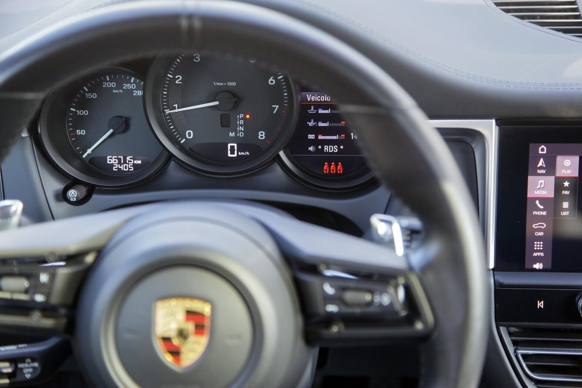 Porsche Macan 2.0 T 265cv pdk (13)