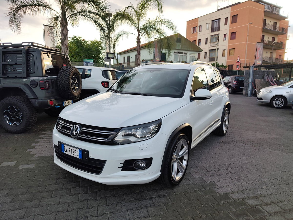 Volkswagen Tiguan 2.0 TDI 177 CV 4MOTION DSG R-Line BlueMotion Tech.