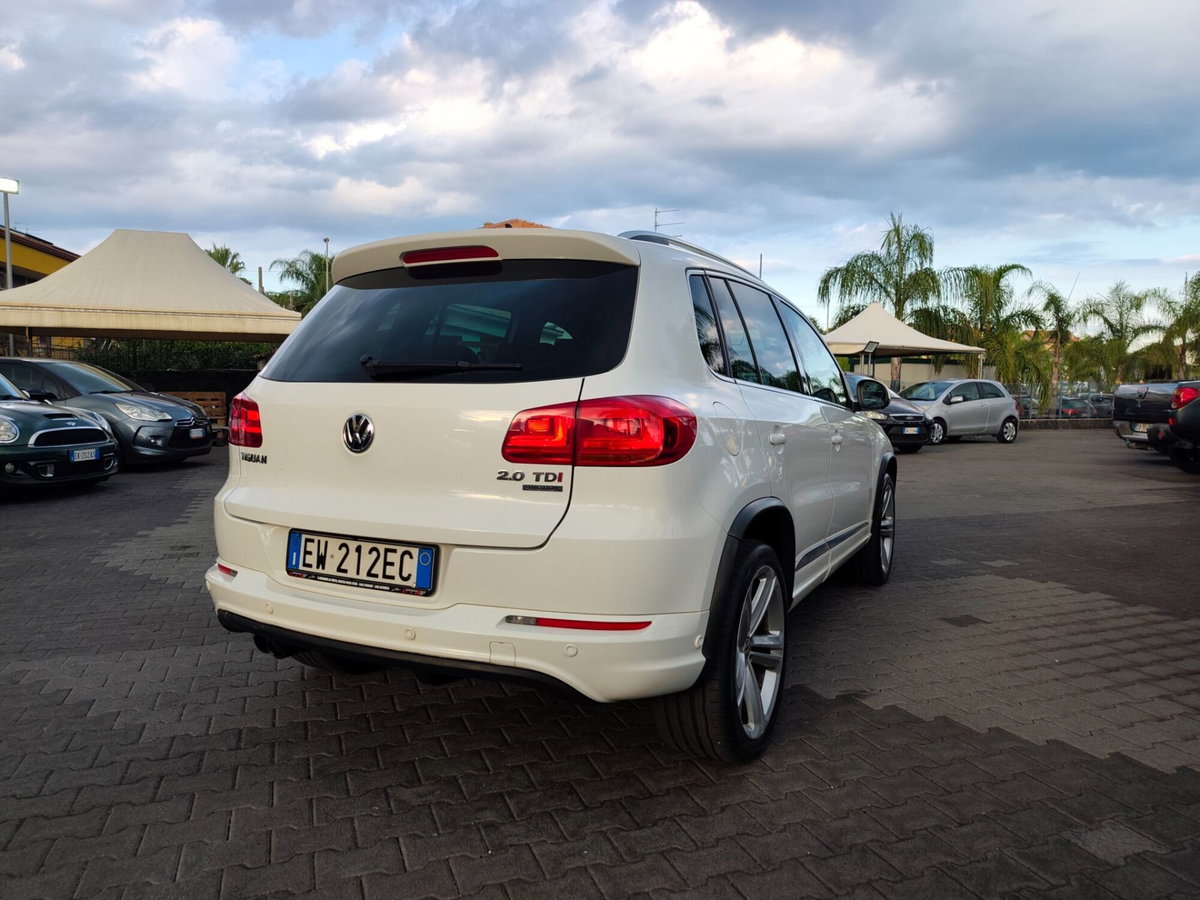 Volkswagen Tiguan 2.0 TDI 177 CV 4MOTION DSG R-Line BlueMotion Tech. (7)