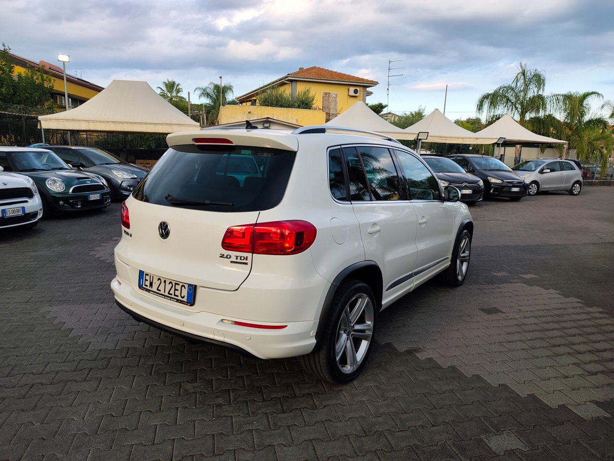Volkswagen Tiguan 2.0 TDI 177 CV 4MOTION DSG R-Line BlueMotion Tech. (8)