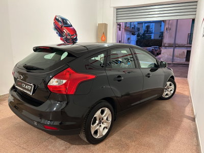 Ford Focus 1.6 TDCi 115 CV (2)