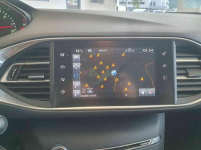 Peugeot 308 SW BlueHDi 120 S&S Business (12)