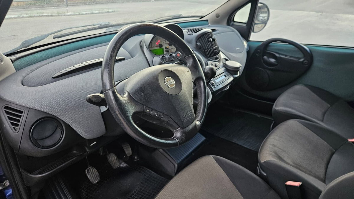 Fiat Multipla 1.9 MJT Emotion (5)