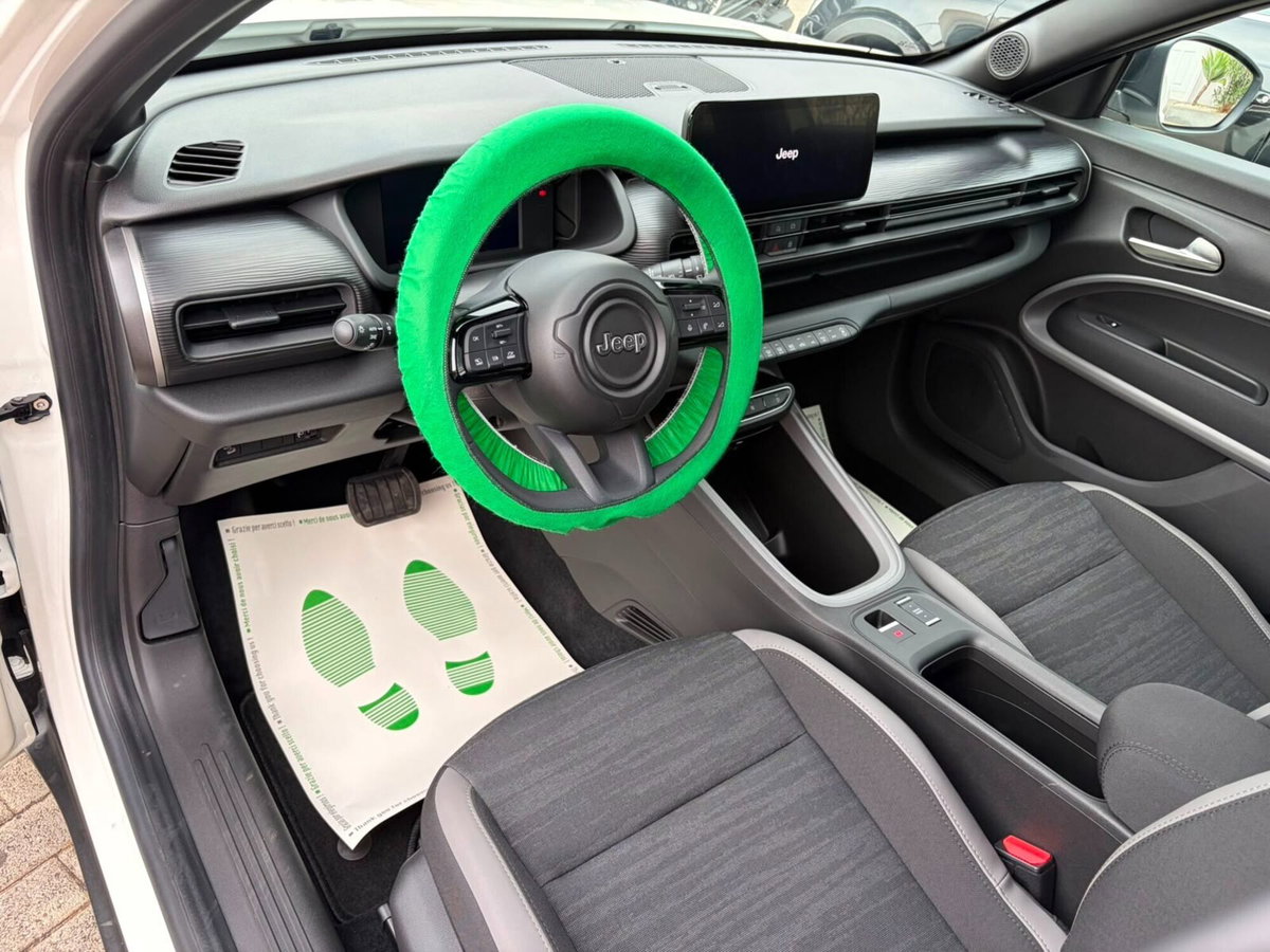 Jeep Avenger 1.2 turbo Longitude fwd 100cv (7)