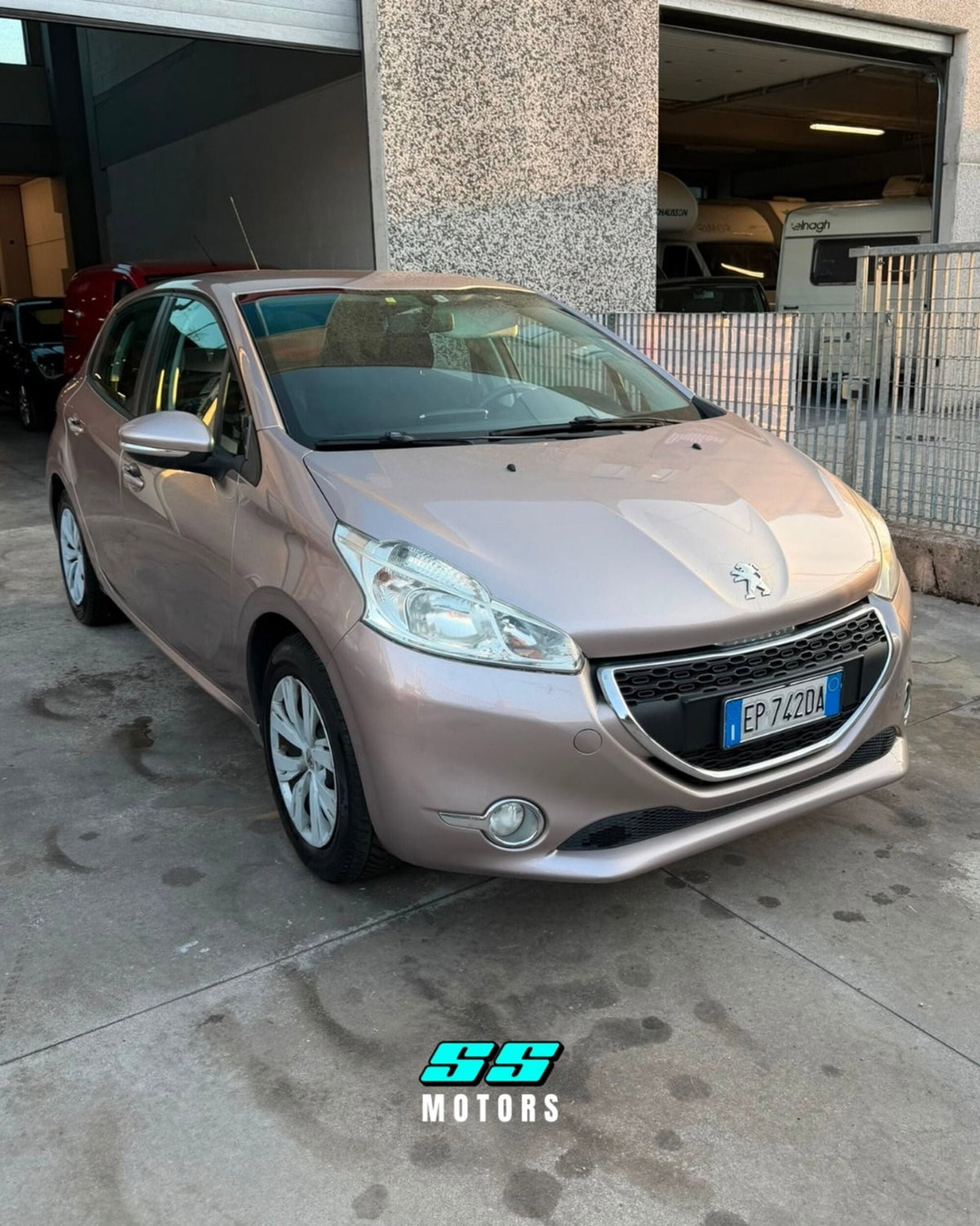 Peugeot 208 VTi 82 CV 5 porte Allure (3)