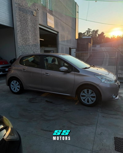 Peugeot 208 VTi 82 CV 5 porte Allure (4)
