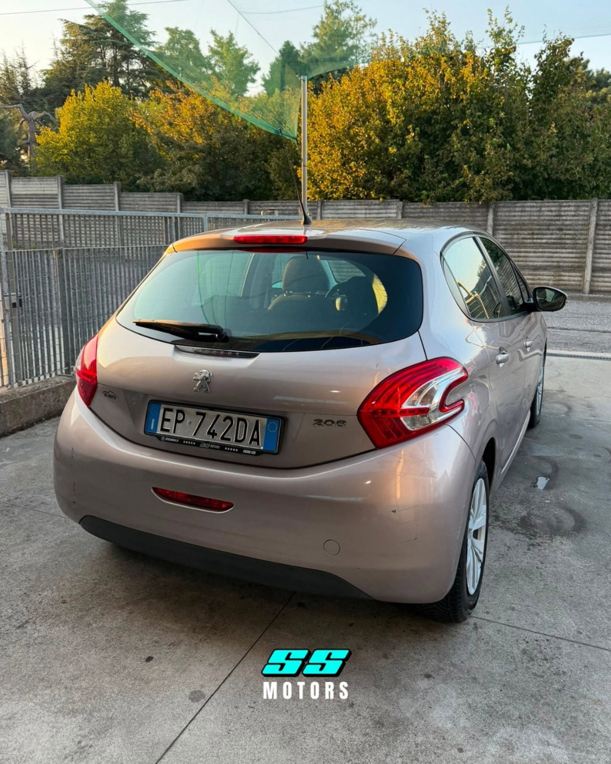 Peugeot 208 VTi 82 CV 5 porte Allure (5)