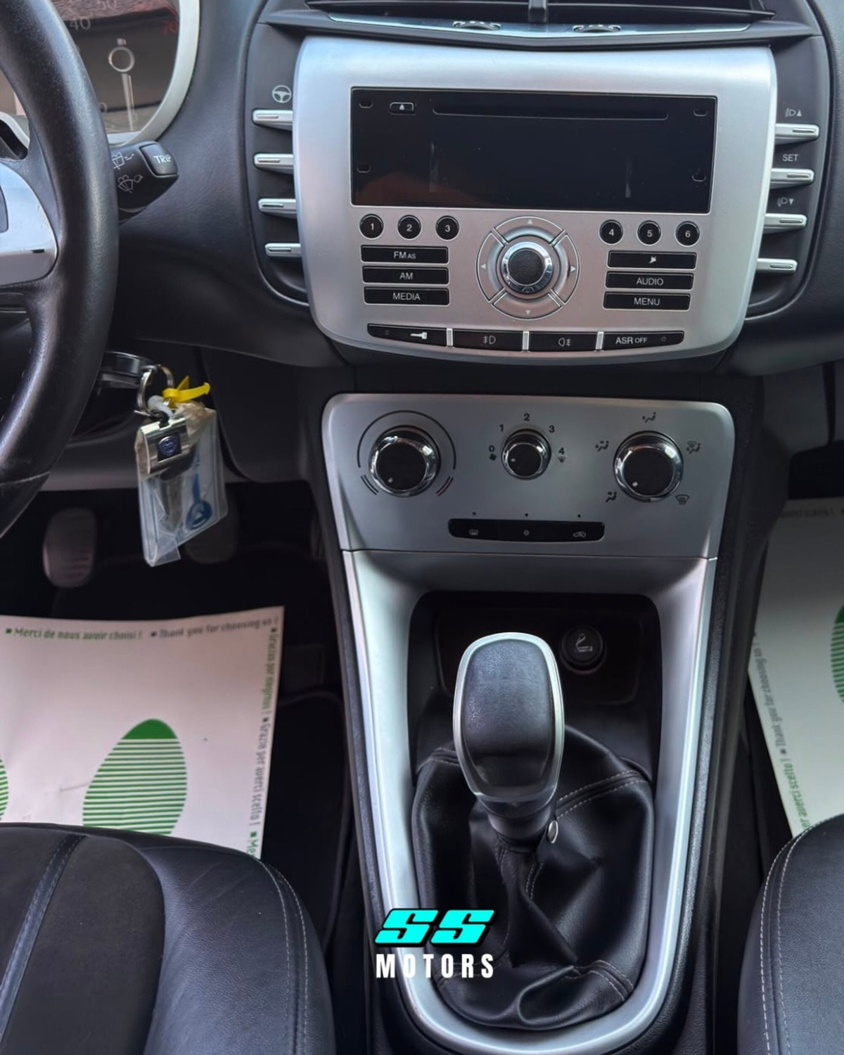 Lancia Delta 1.4 T-Jet 120 CV Platino Ecochic GPL (12)