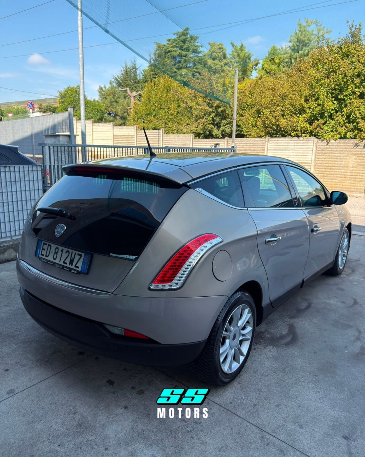 Lancia Delta 1.4 T-Jet 120 CV Platino Ecochic GPL (5)
