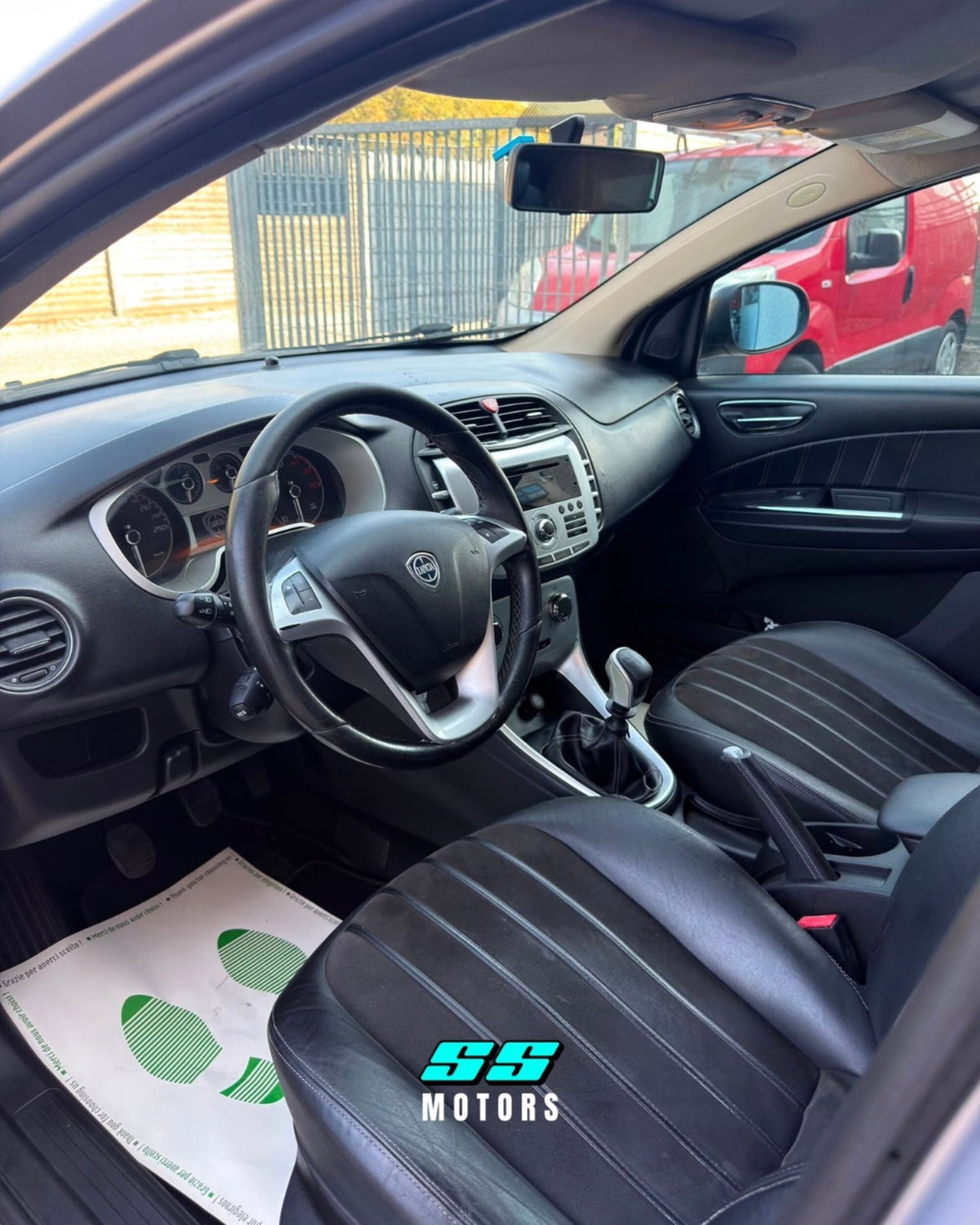 Lancia Delta 1.4 T-Jet 120 CV Platino Ecochic GPL (8)