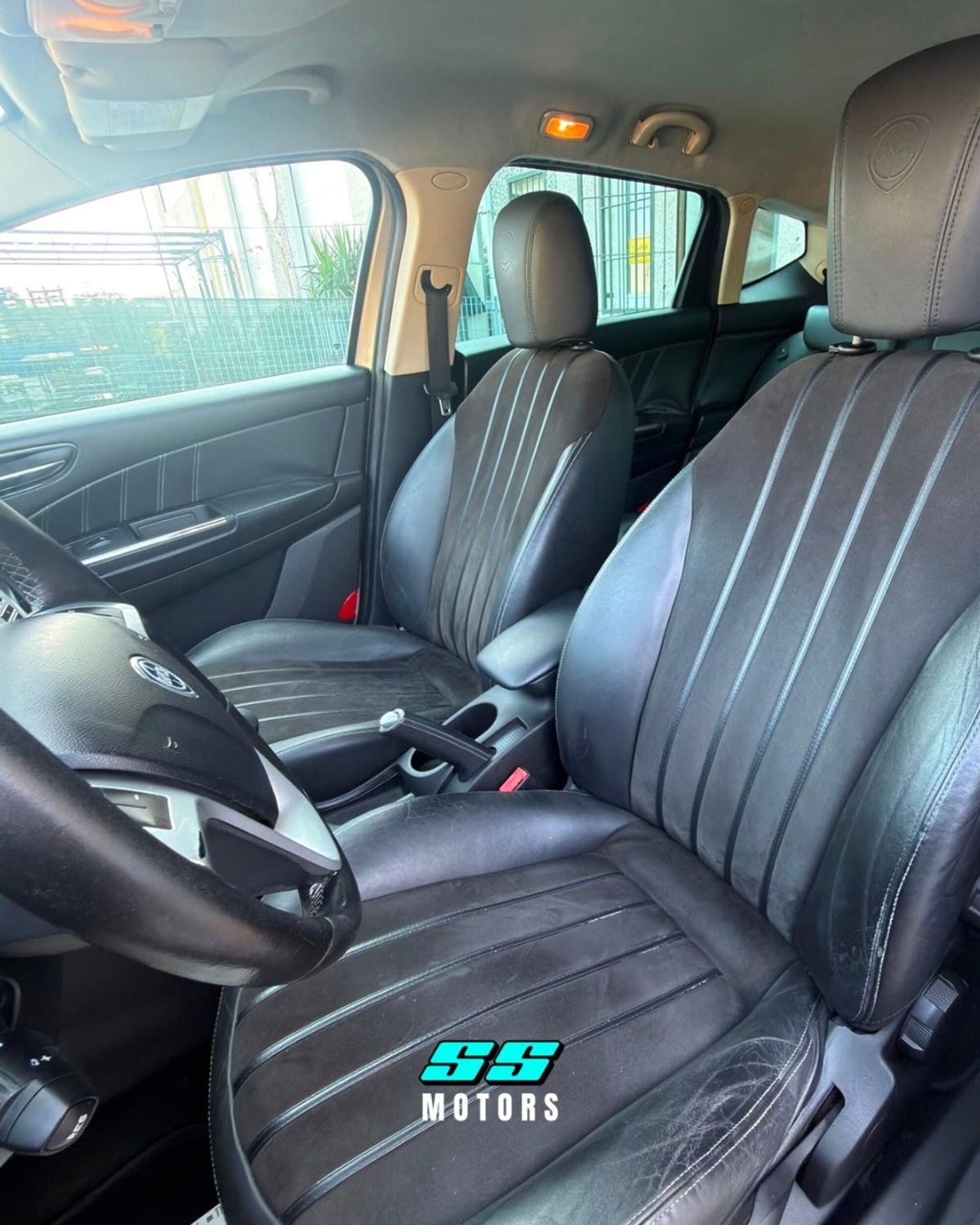 Lancia Delta 1.4 T-Jet 120 CV Platino Ecochic GPL (9)