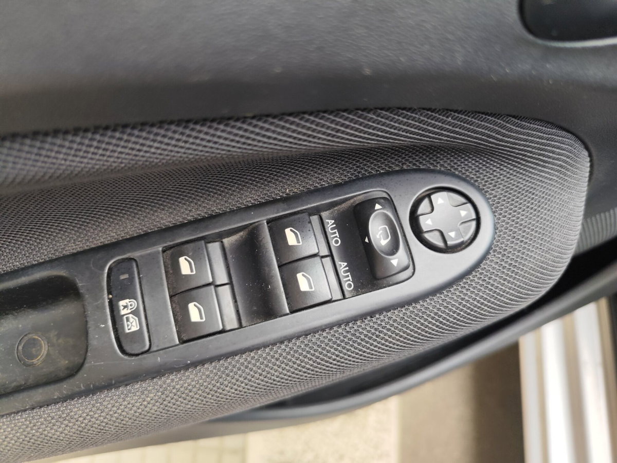 Citroen C3 Picasso BlueHDi 100 Exclusive (11)