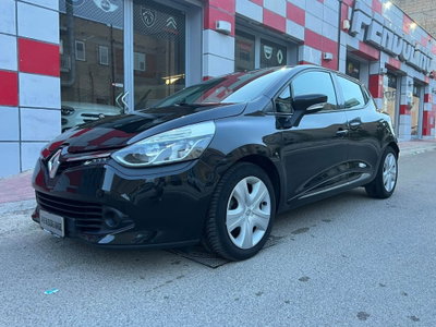 Renault Clio 1.2 75CV 5 porte Live (8)