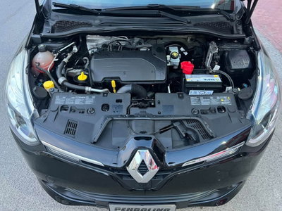 Renault Clio 1.2 75CV 5 porte Live (9)