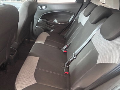 Ford EcoSport 1.5 TDCi 95 CV Titanium (19)