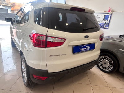 Ford EcoSport 1.5 TDCi 95 CV Titanium (8)
