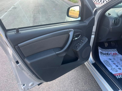 Dacia Duster 1.5 dCi 8V 110 CV 4x2 Prestige (9)