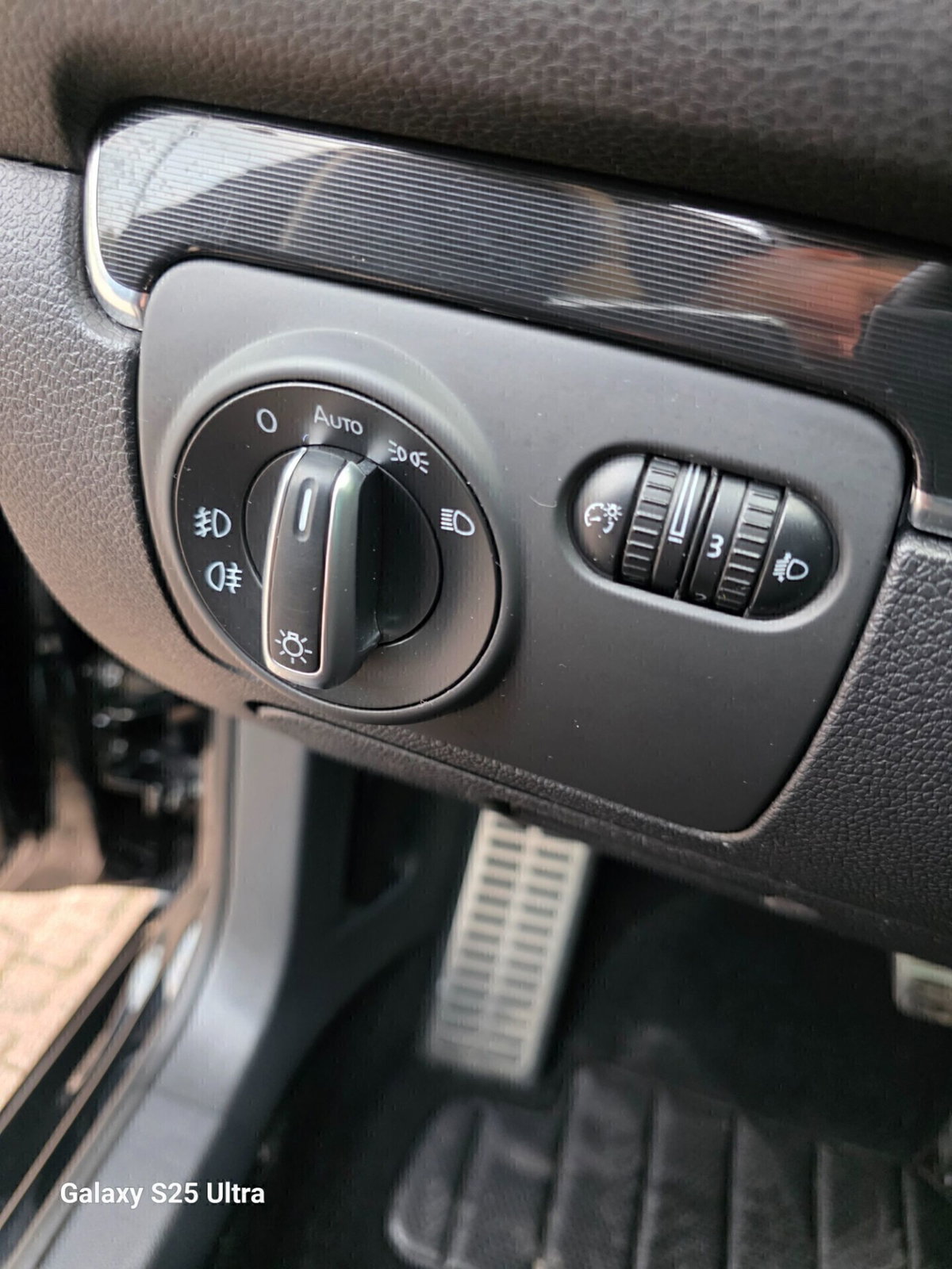 Volkswagen Golf 2.0 TSI DSG 3p. GTI (12)