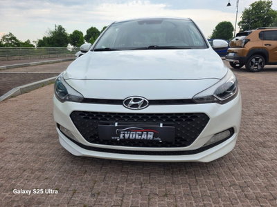 Hyundai i20 1.2 3p. BlueDrive (2)