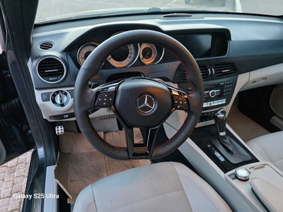 Mercedes-Benz Classe C Coupé 220 d Coupé Premium (14)