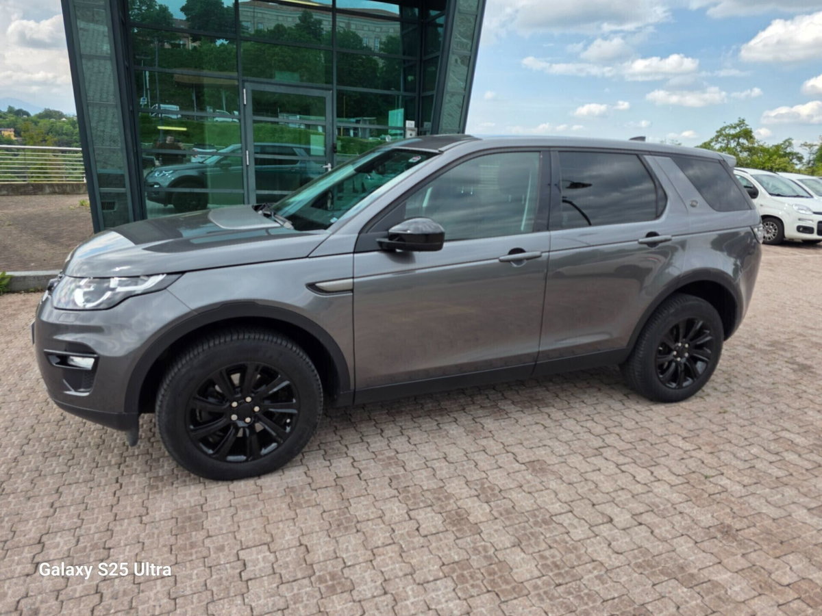 Land Rover Discovery Sport 2.0 TD4 150 CV HSE Luxury (12)