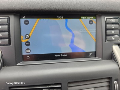 Land Rover Discovery Sport 2.0 TD4 150 CV HSE Luxury (14)