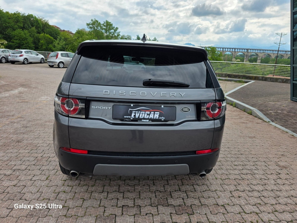 Land Rover Discovery Sport 2.0 TD4 150 CV HSE Luxury (6)