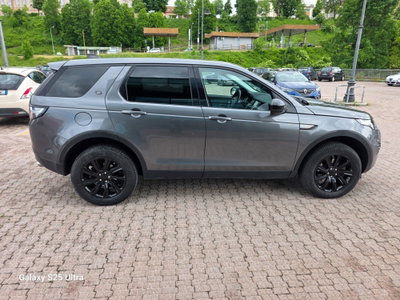 Land Rover Discovery Sport 2.0 TD4 150 CV HSE Luxury (9)