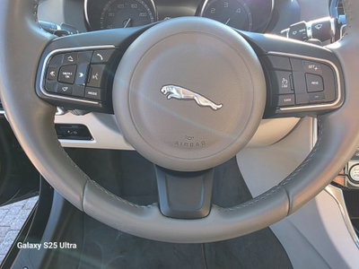 Jaguar XE 2.0 D 180 CV aut. R-Sport (11)