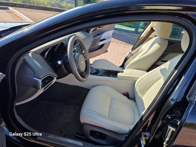 Jaguar XE 2.0 D 180 CV aut. R-Sport (15)