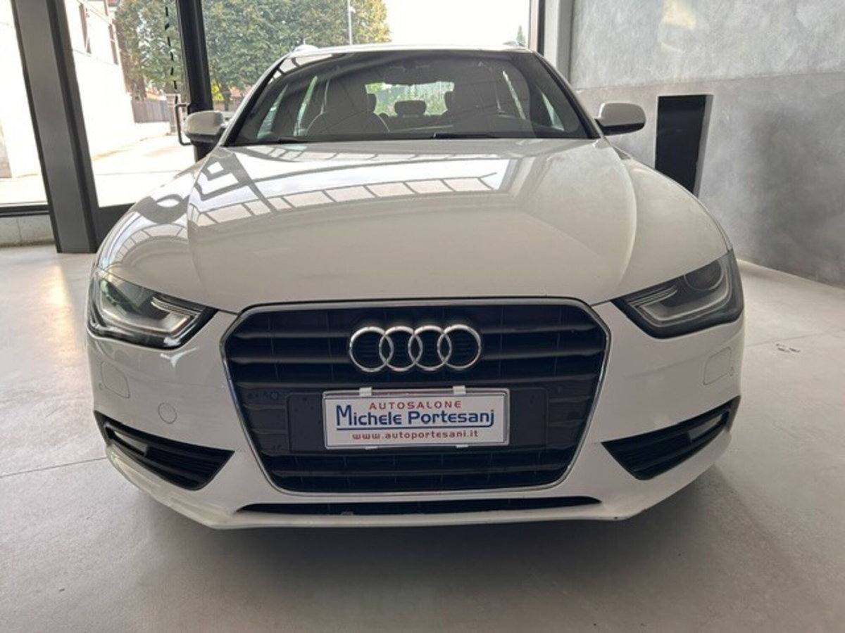 Audi A4 Avant 2.0 TDI 143CV F.AP. multitronic Advanced (5)