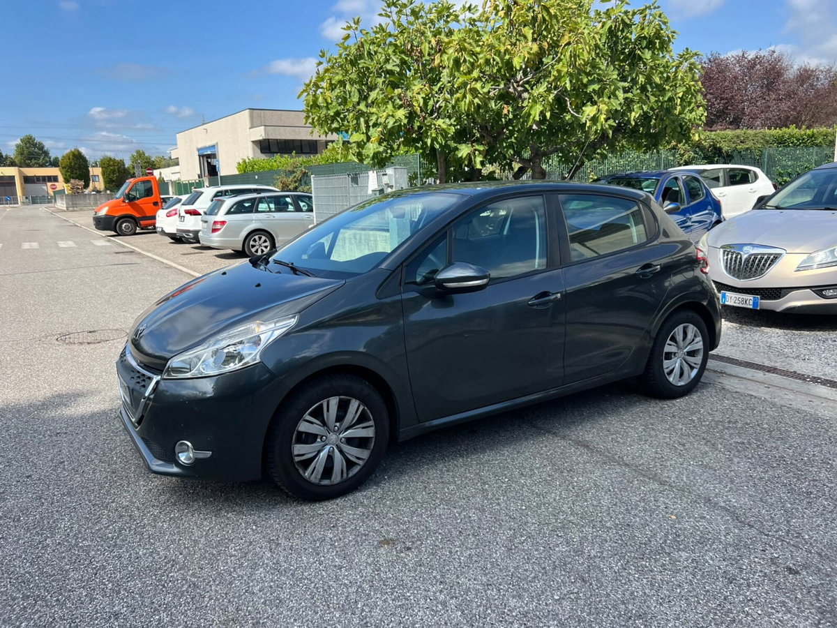 Peugeot 208 82 5 porte Access (6)