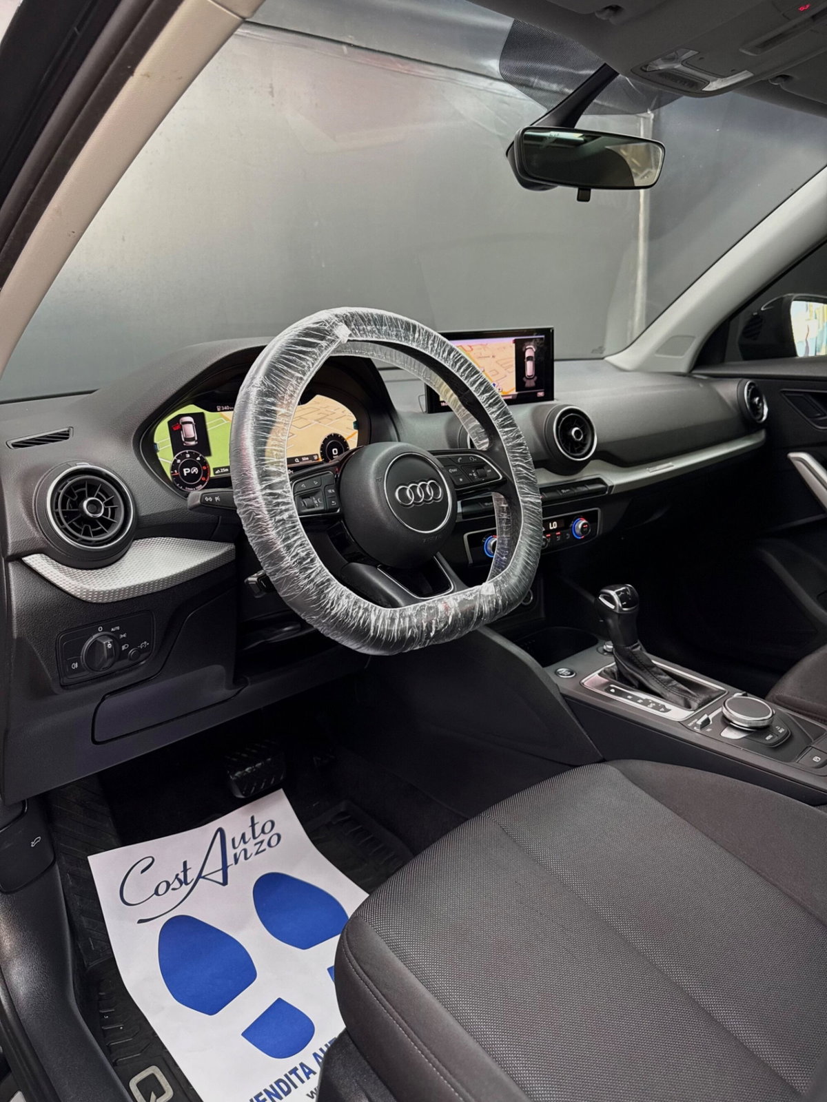 Audi Q2 Q2 30 TDI S tronic Identity Black (7)