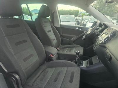 Volkswagen Tiguan 2.0 16V TDI DPF tiptronic Sport & Style (18°) (8)
