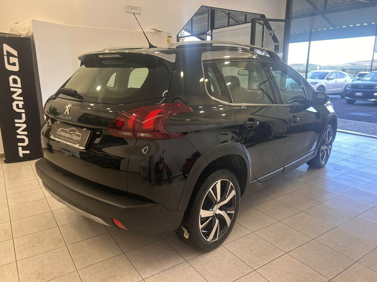 Peugeot 2008 BlueHDi 100 S&S Allure (6)